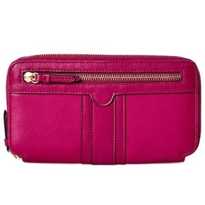 Time and Tru women’s Freda wallet